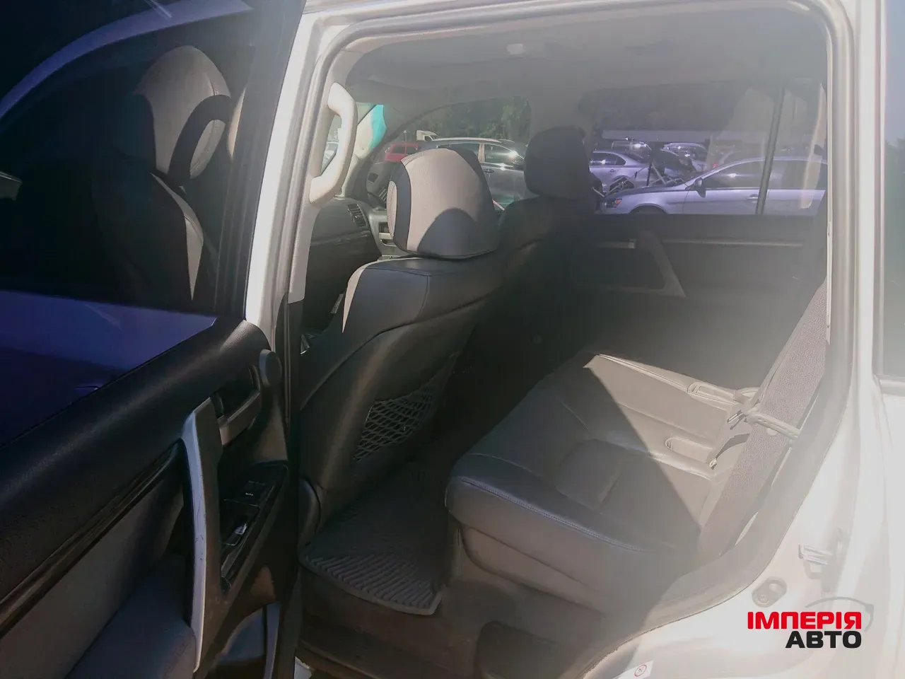 Toyota Land Cruiser - фото 7