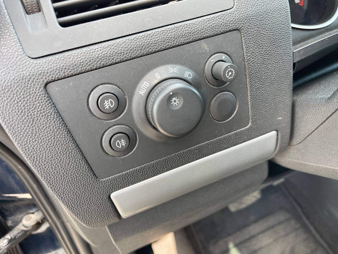 Opel Zafira - фото 12