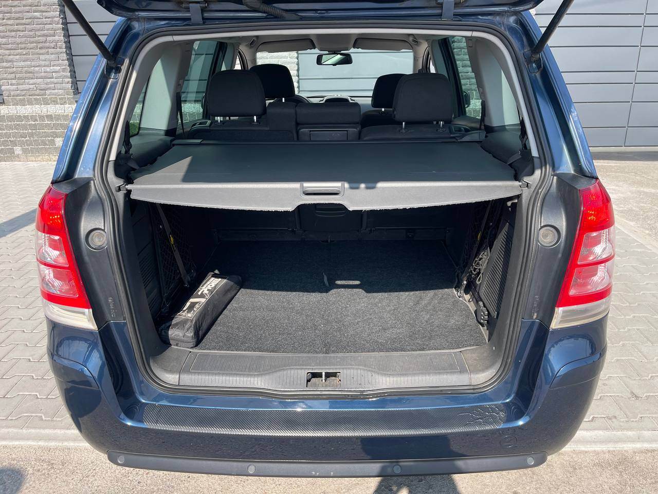 Opel Zafira - фото 40