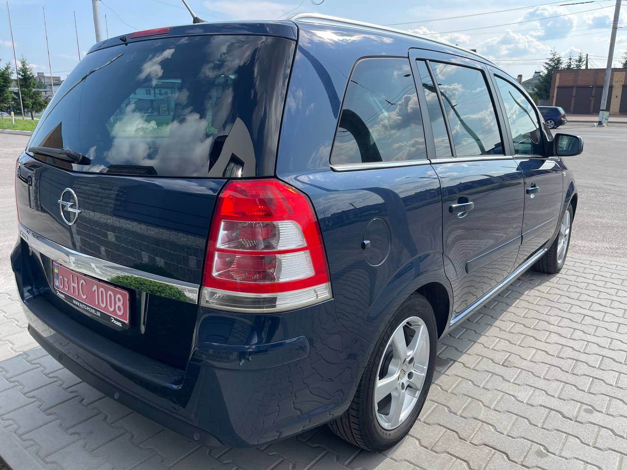 Opel Zafira - фото 39