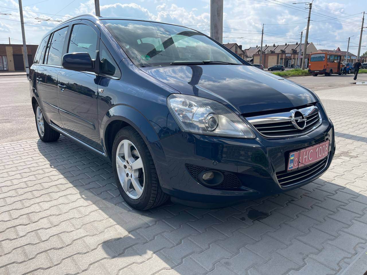 Opel Zafira - фото 36