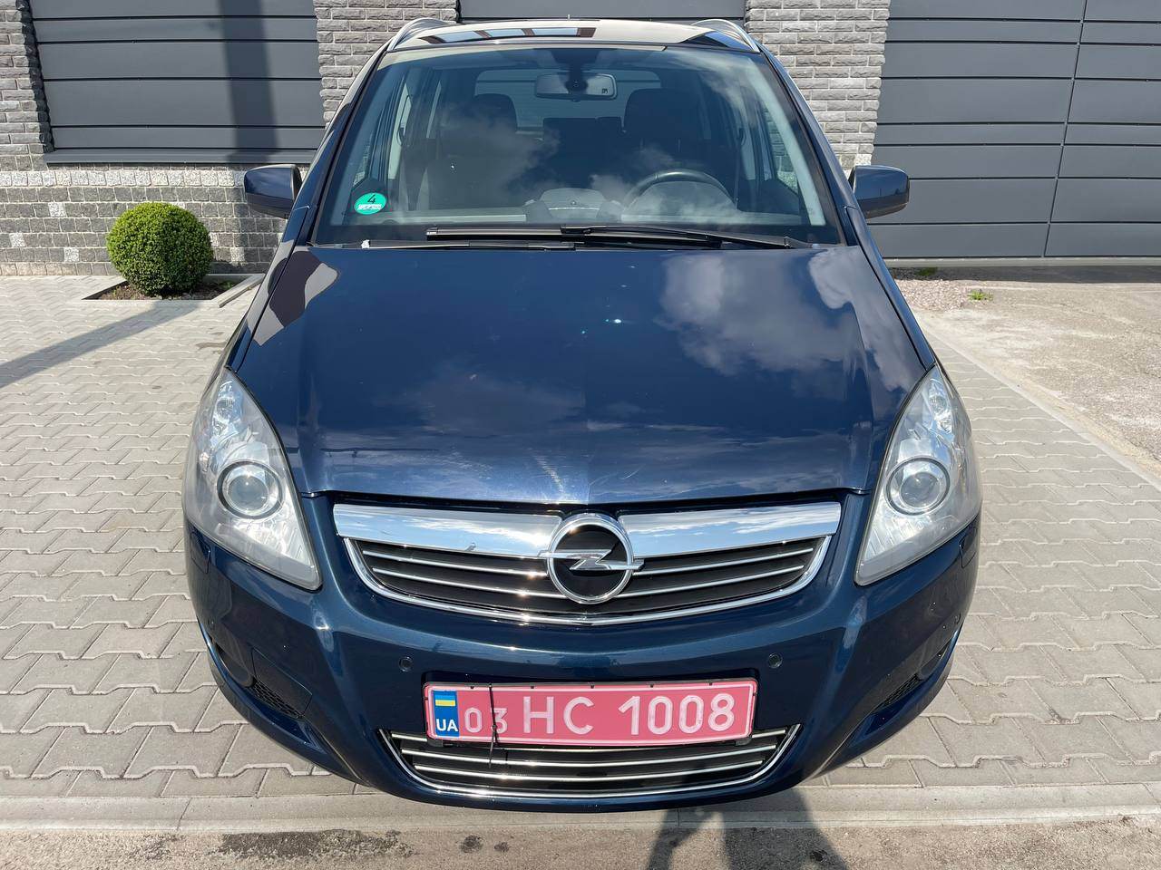 Opel Zafira - фото 14