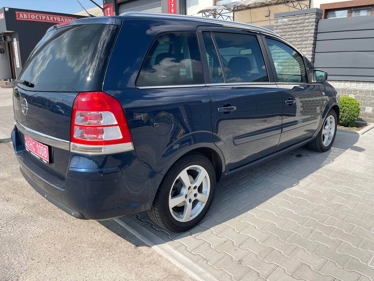 Opel Zafira - фото 7