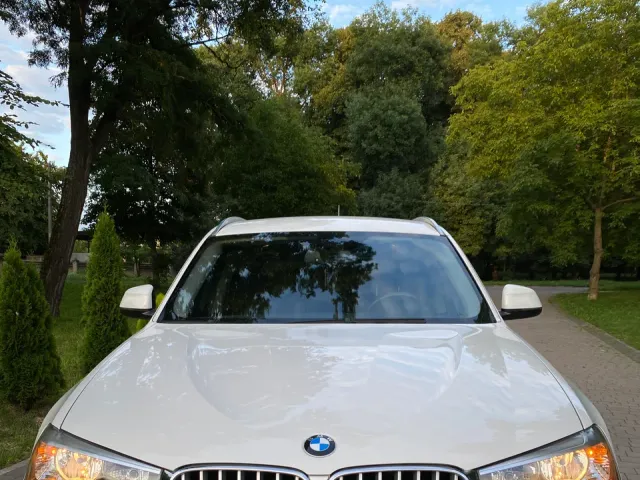BMW X3 - фото 1