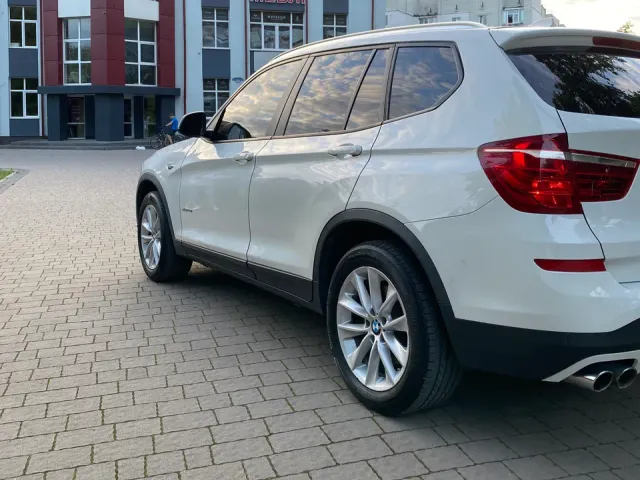 BMW X3 - фото 2