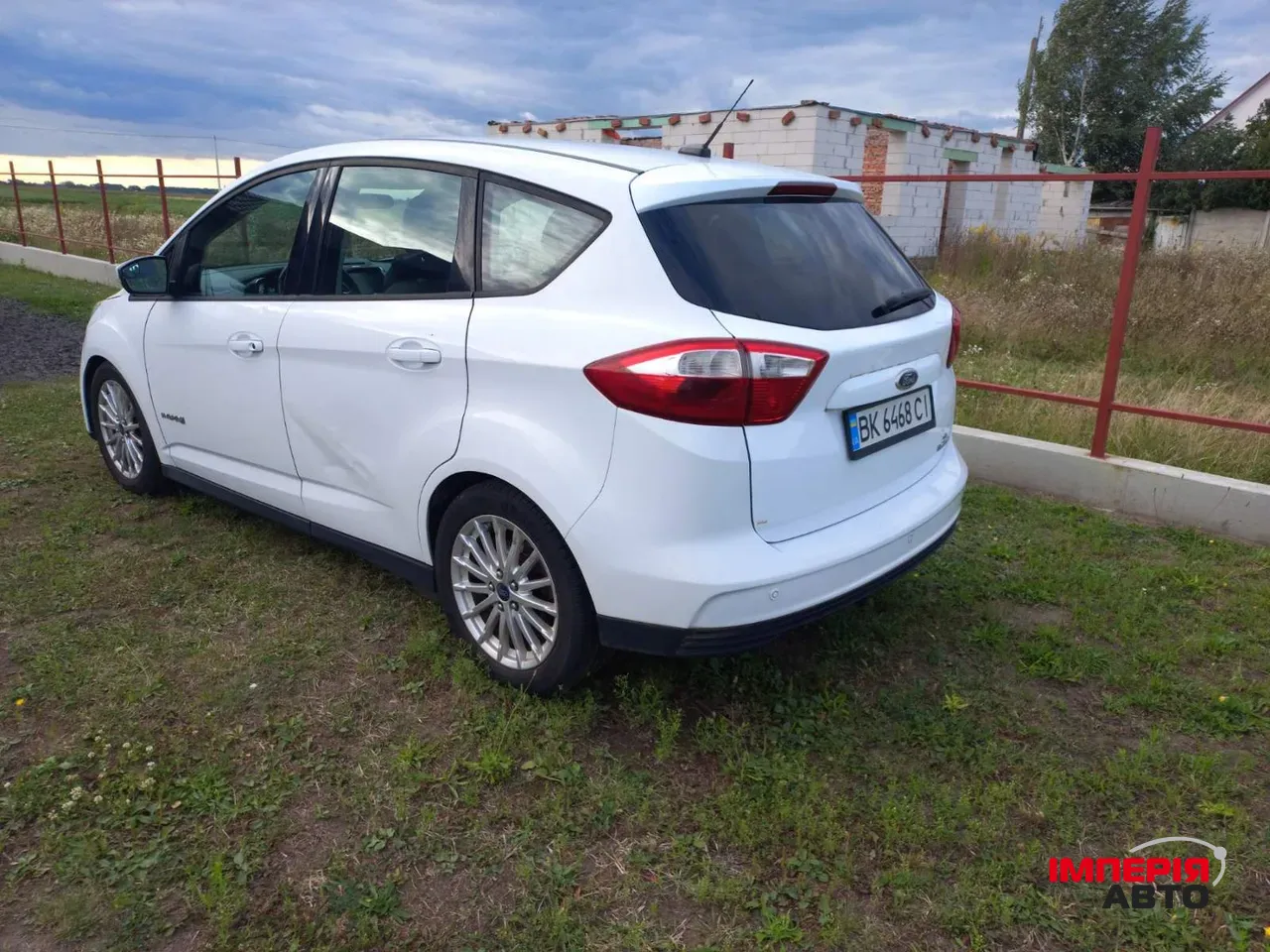 Ford C-MAX - фото 5