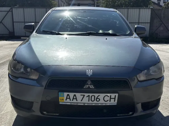 Mitsubishi Lancer - фото 5
