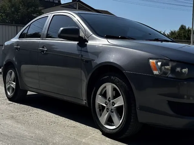 Mitsubishi Lancer - фото 2