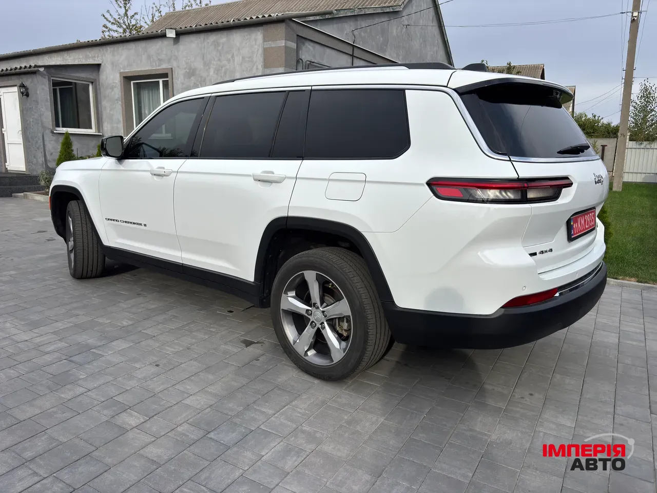 Jeep Grand Cherokee - фото 4