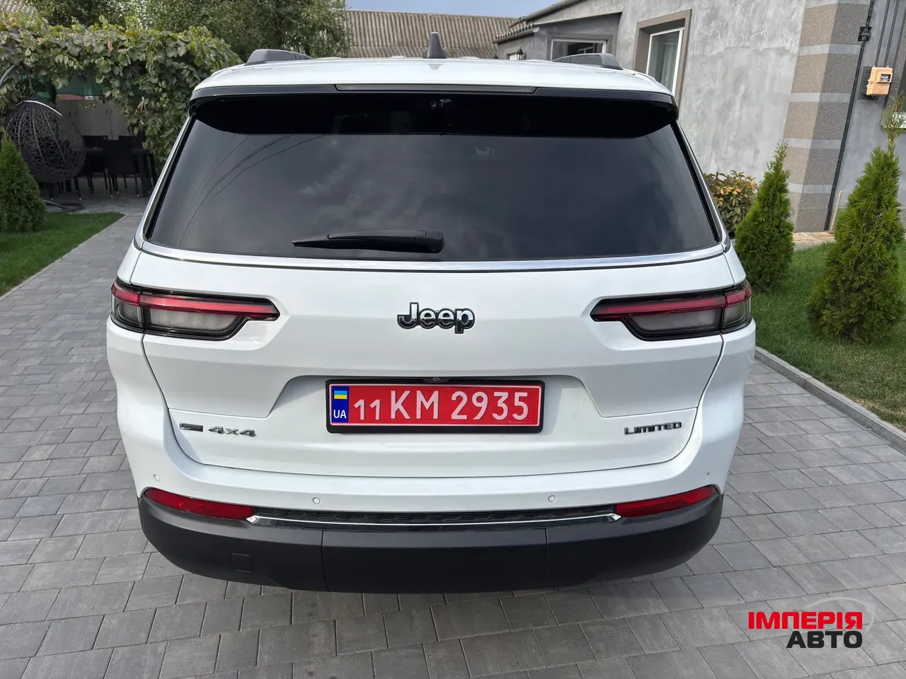 Jeep Grand Cherokee - фото 3