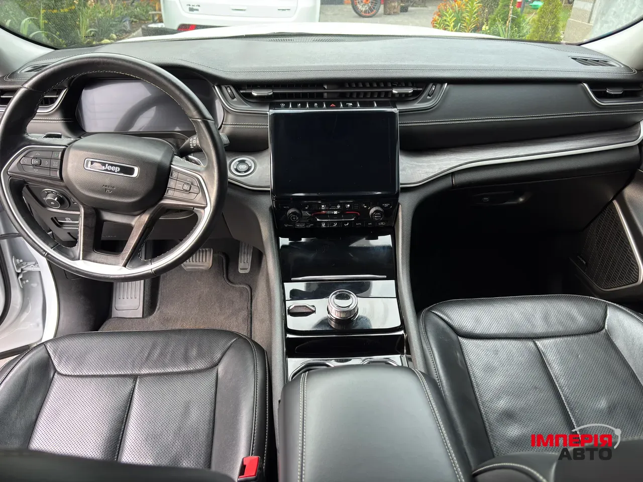 Jeep Grand Cherokee - фото 20