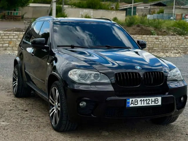 BMW X5 - фото 2