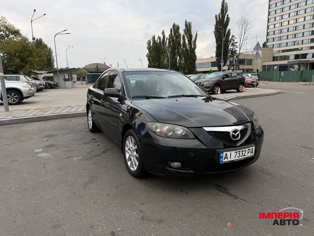 Mazda 3 - фото 5