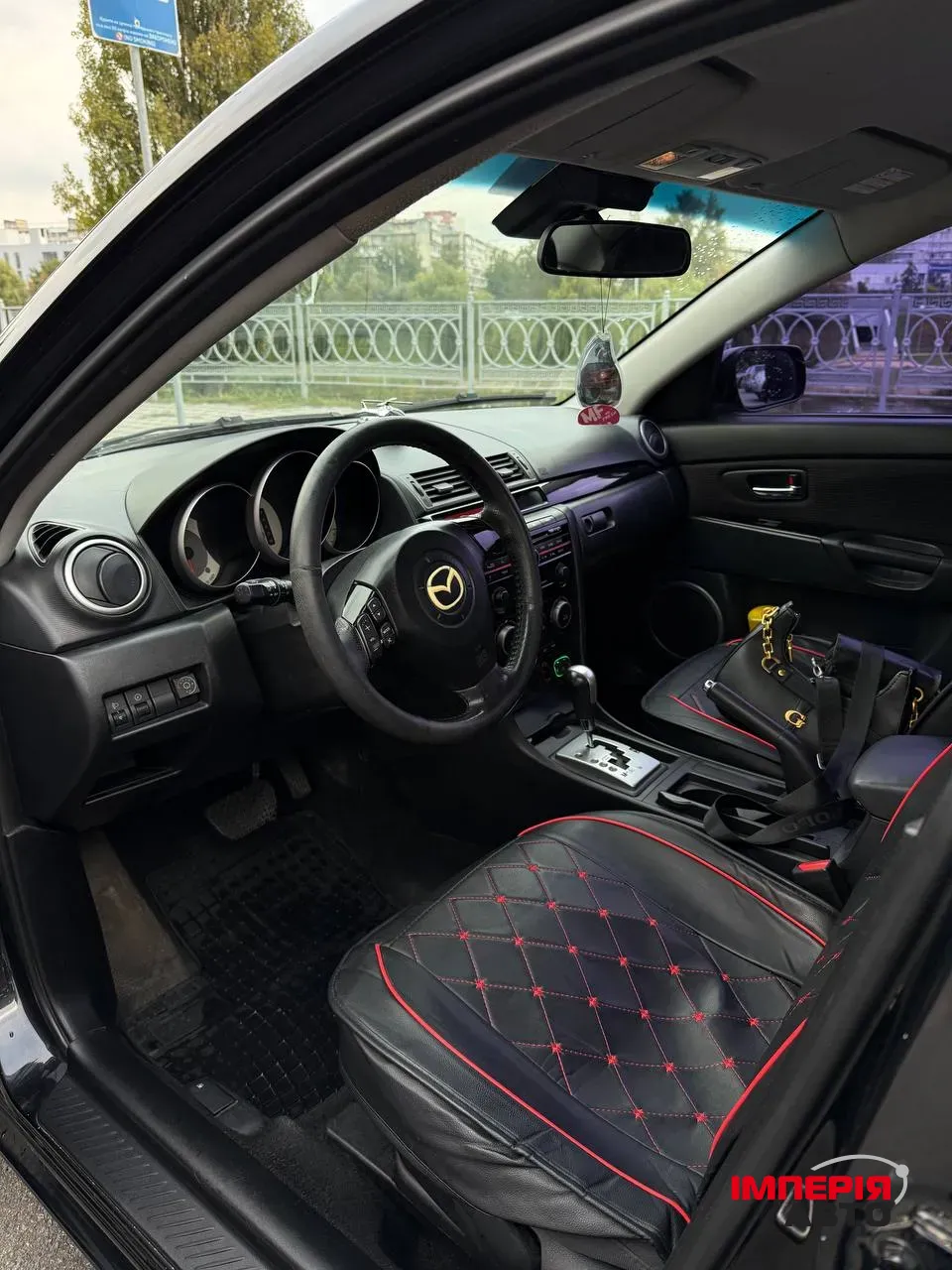 Mazda 3 - фото 15