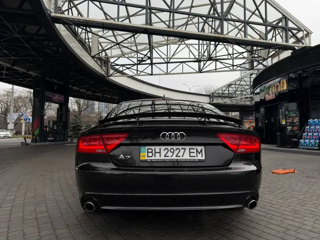 Audi A7 - фото 2