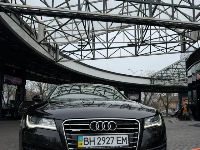 Audi A7 - фото 1