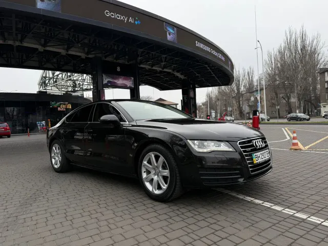 Audi A7 - фото 4