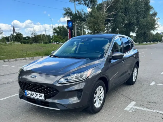 Ford Escape - фото 1