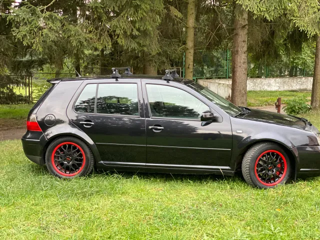 Volkswagen Golf GTI - фото 1