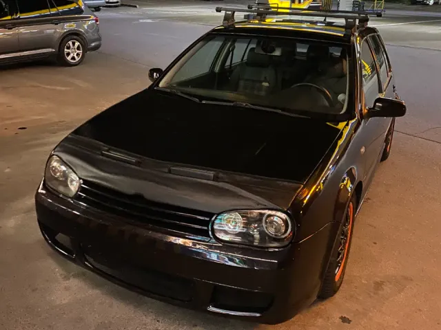 Volkswagen Golf GTI - фото 3