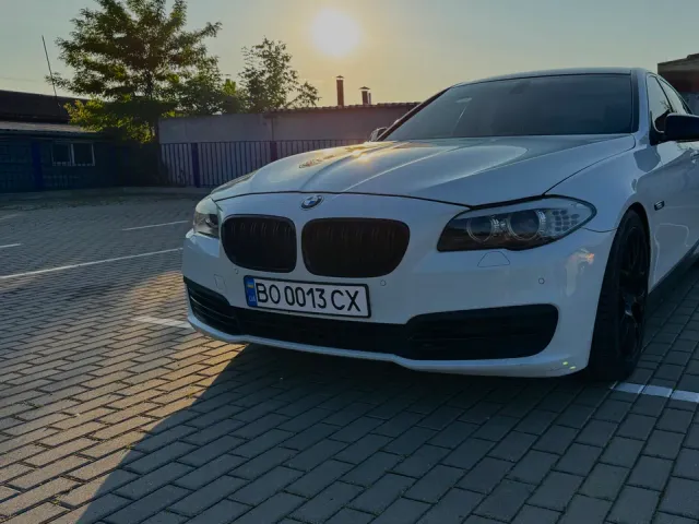 BMW 5 серії - фото 2