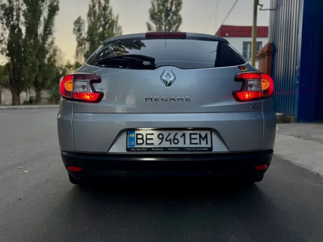 Renault Megane - фото 4