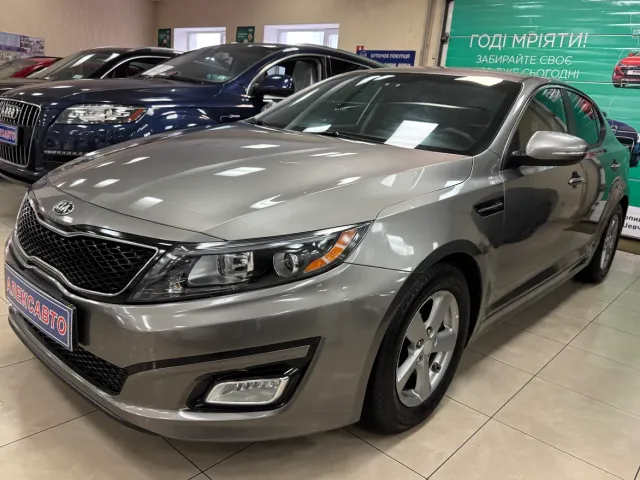 Kia Optima - фото 1