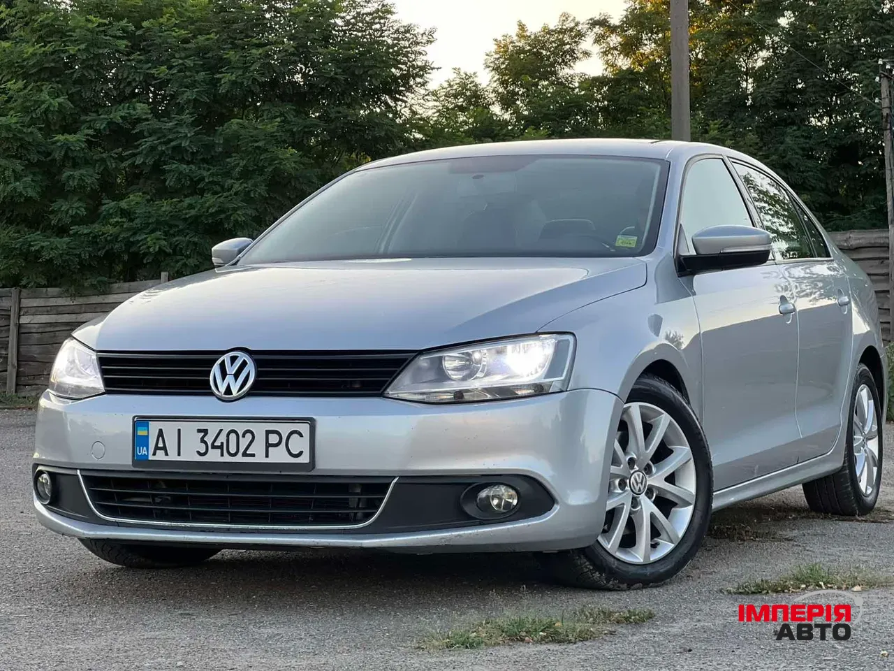 Volkswagen Jetta - фото 1