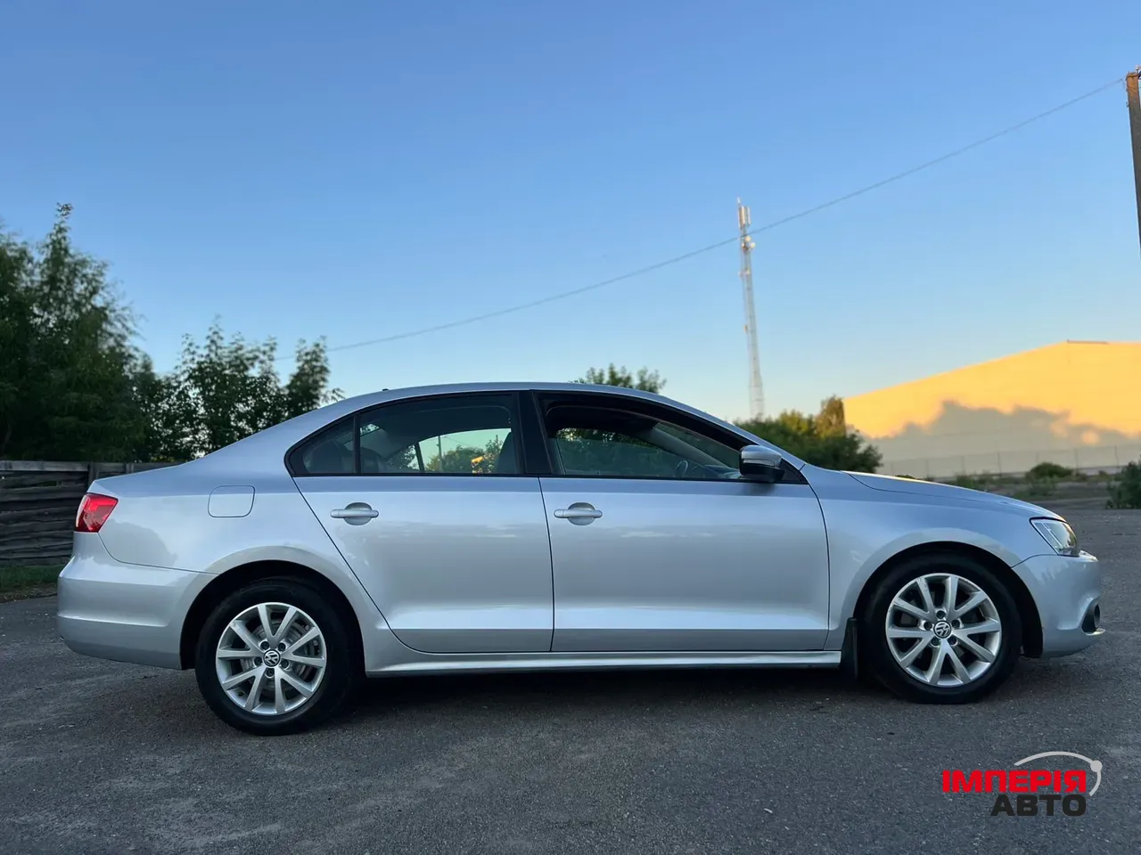 Volkswagen Jetta - фото 6