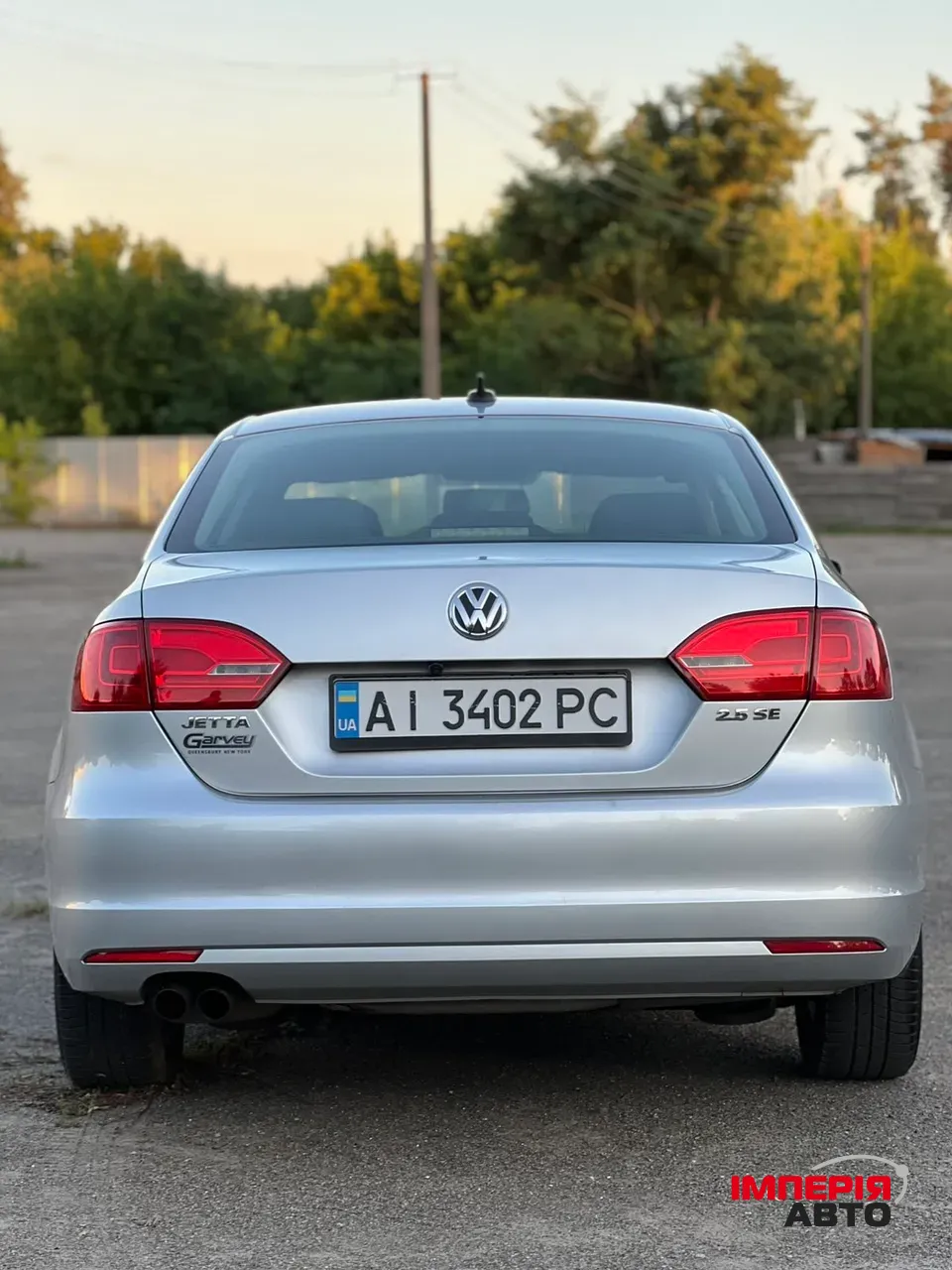 Volkswagen Jetta - фото 4