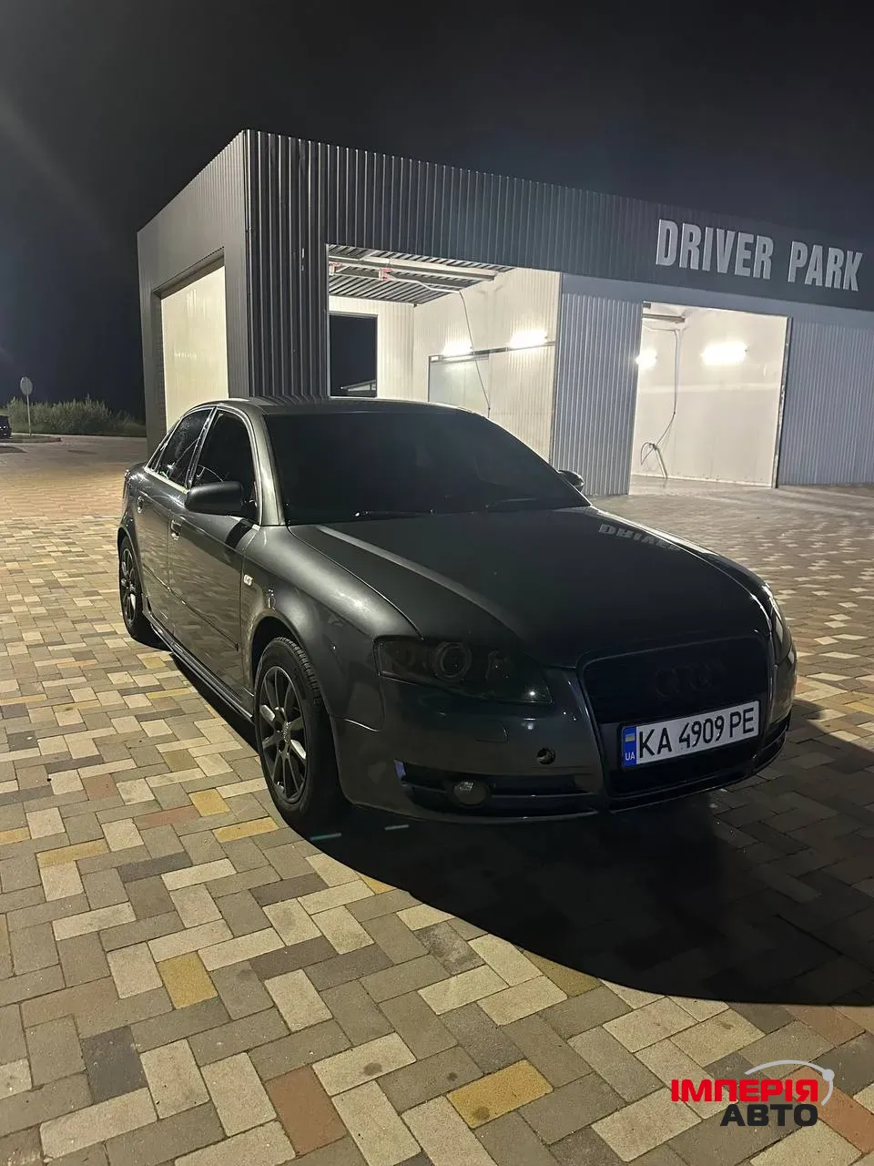 Audi A4 - фото 4