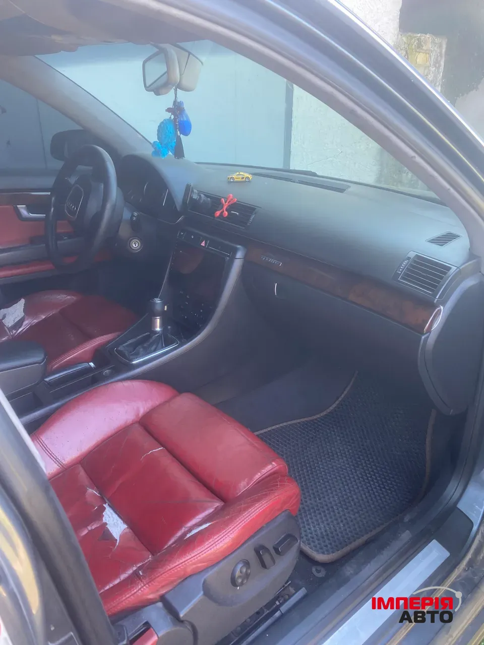 Audi A4 - фото 10