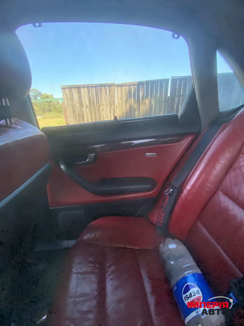 Audi A4 - фото 8