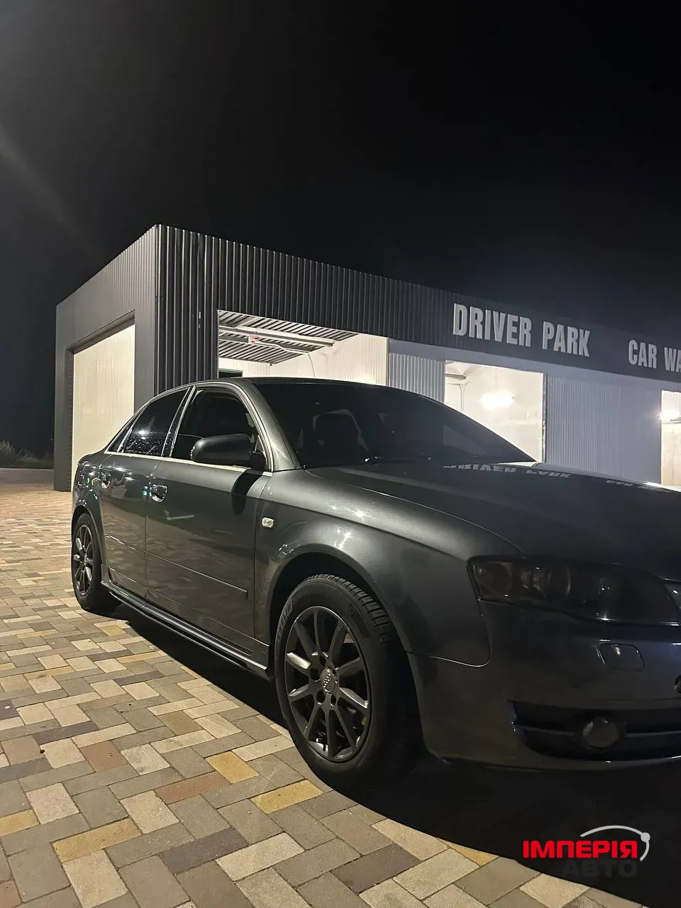 Audi A4 - фото 6