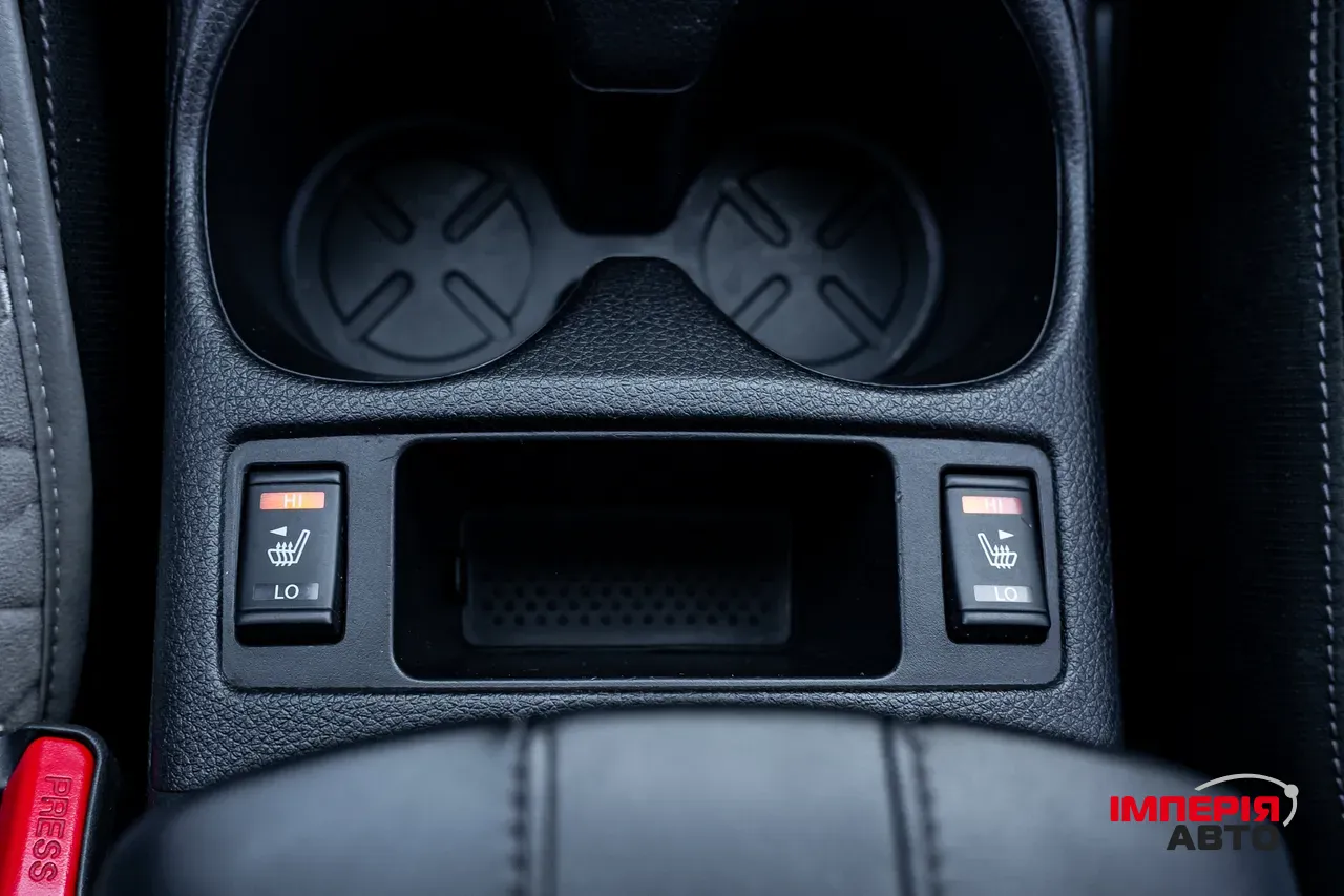 Nissan Rogue Sport - фото 7