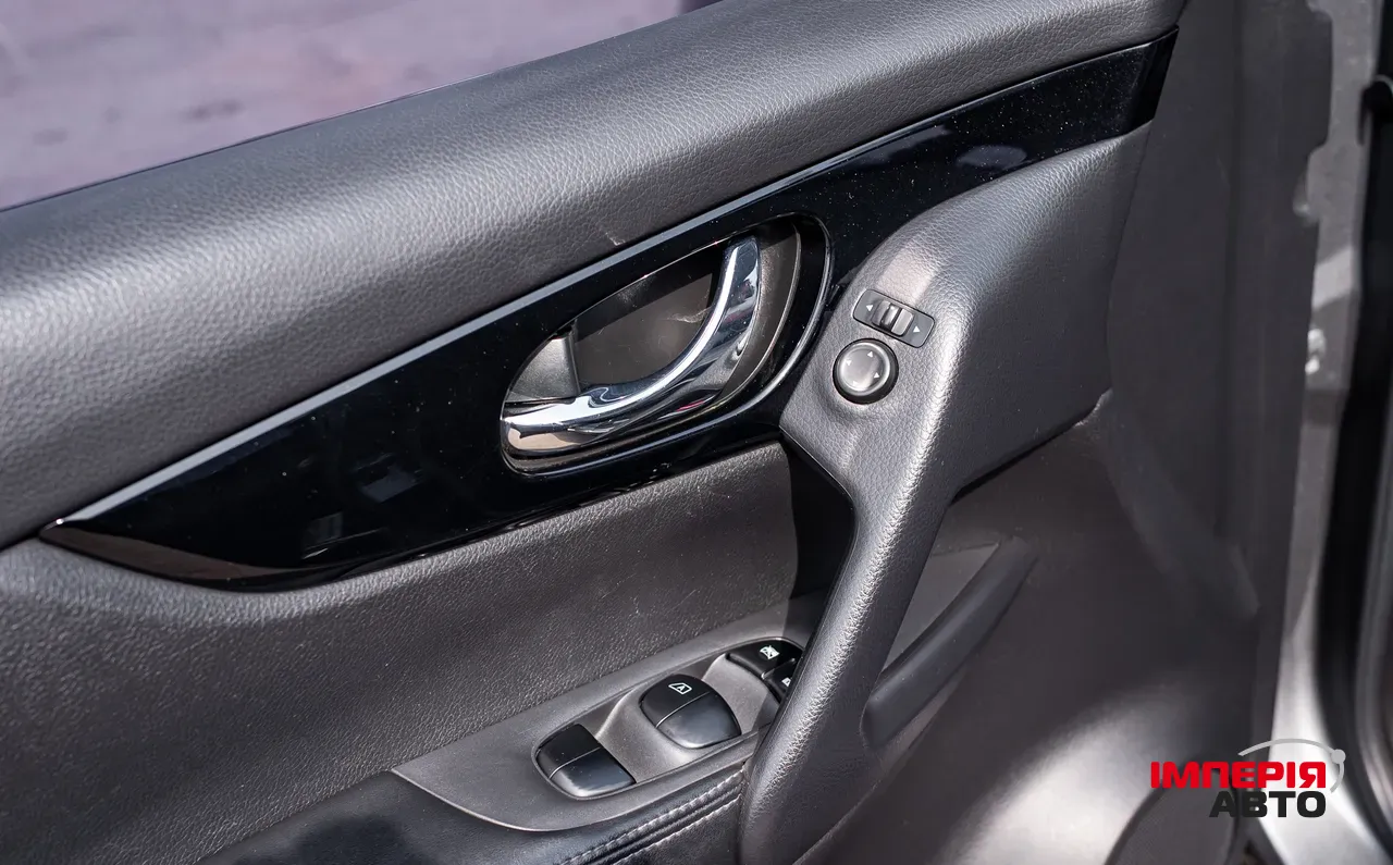 Nissan Rogue Sport - фото 8