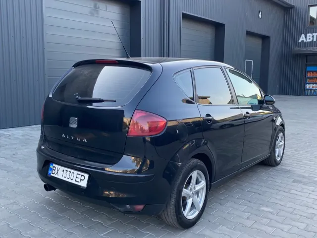 SEAT Altea - фото 4