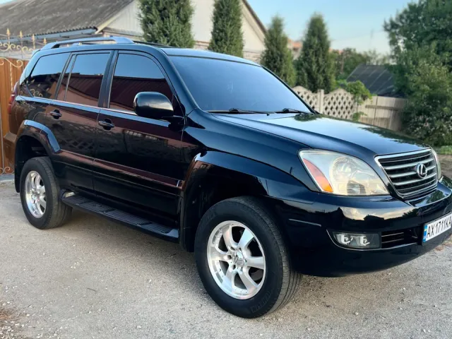 Lexus GX - фото 1