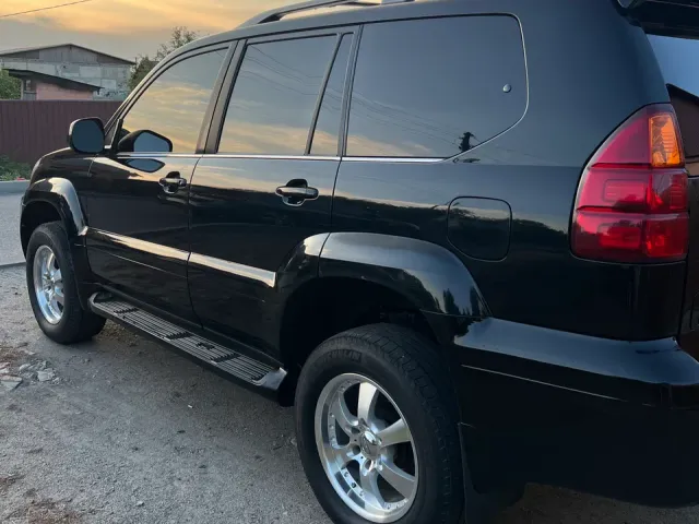Lexus GX - фото 3