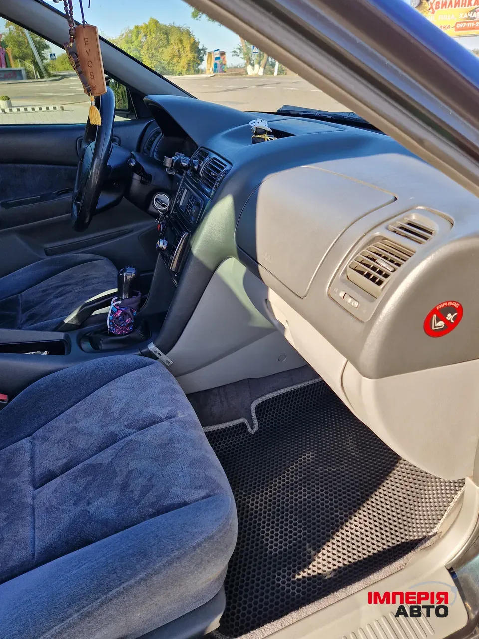 Mitsubishi Galant - фото 9