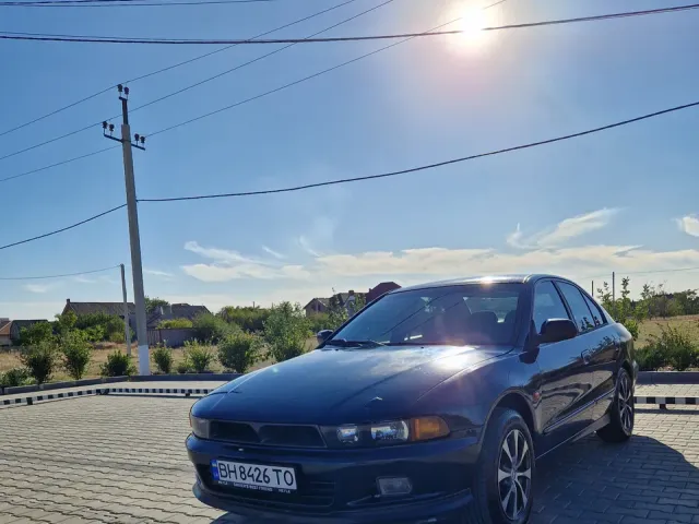 Mitsubishi Galant - фото 1