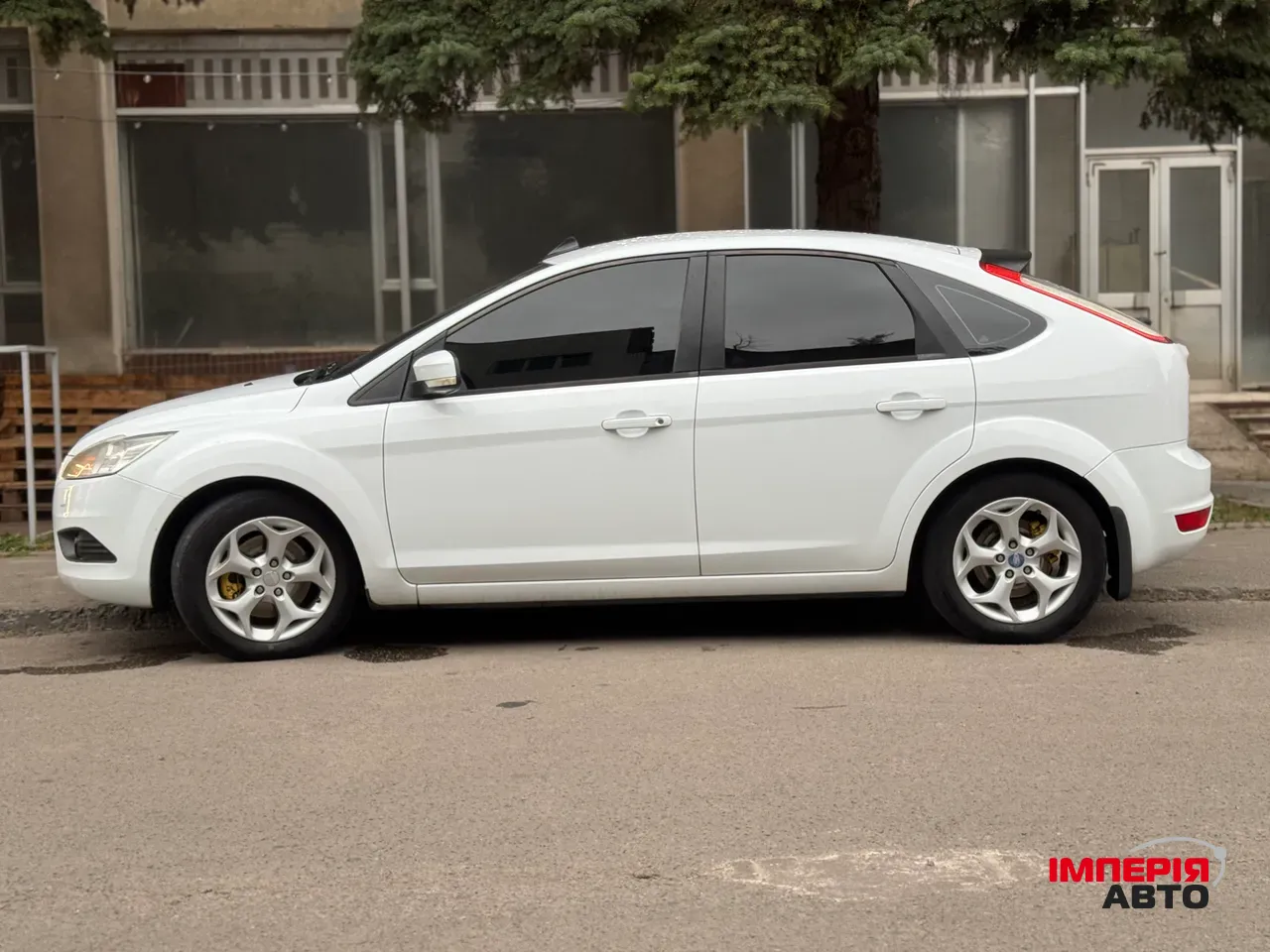 Ford Focus - фото 6