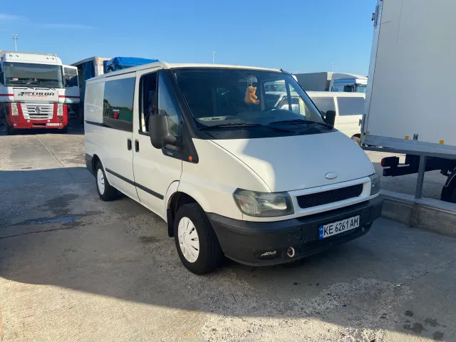 Ford Transit Connect - фото 2