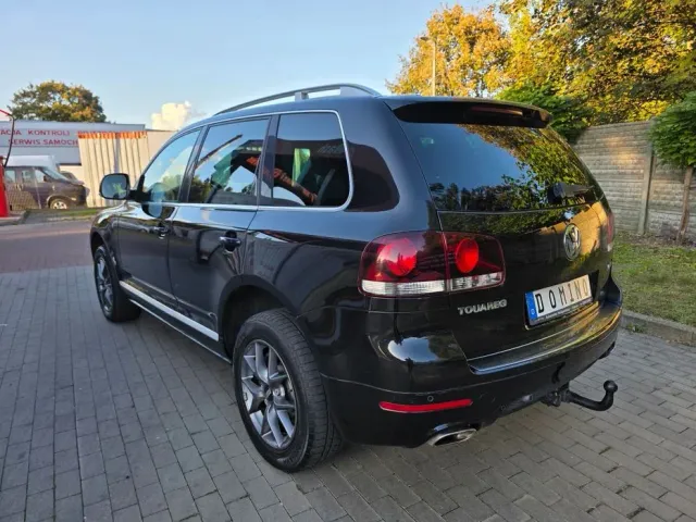 Volkswagen Touareg - фото 3