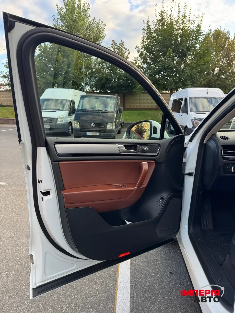 Volkswagen Touareg - фото 17