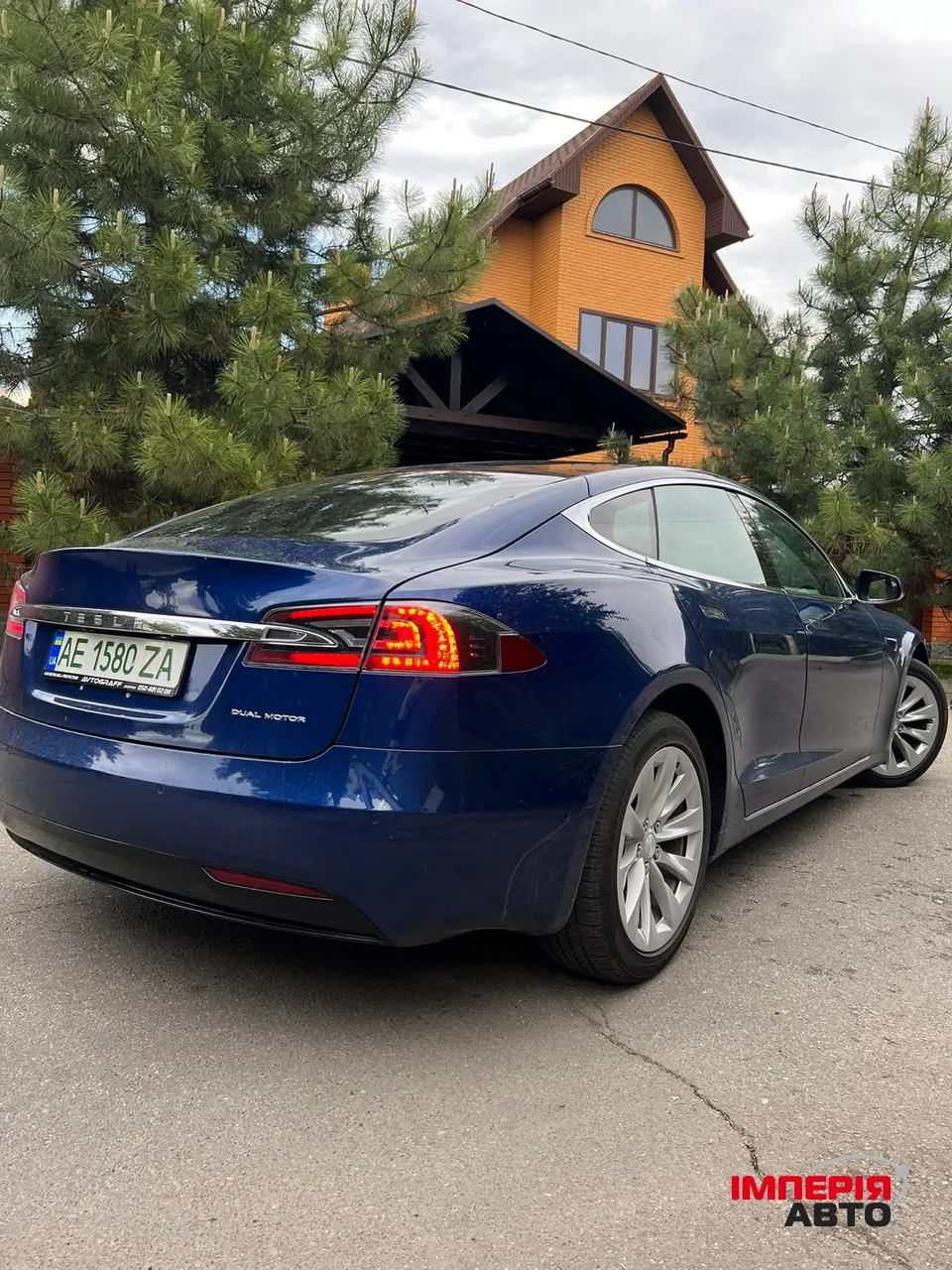 Tesla Model S - фото 19