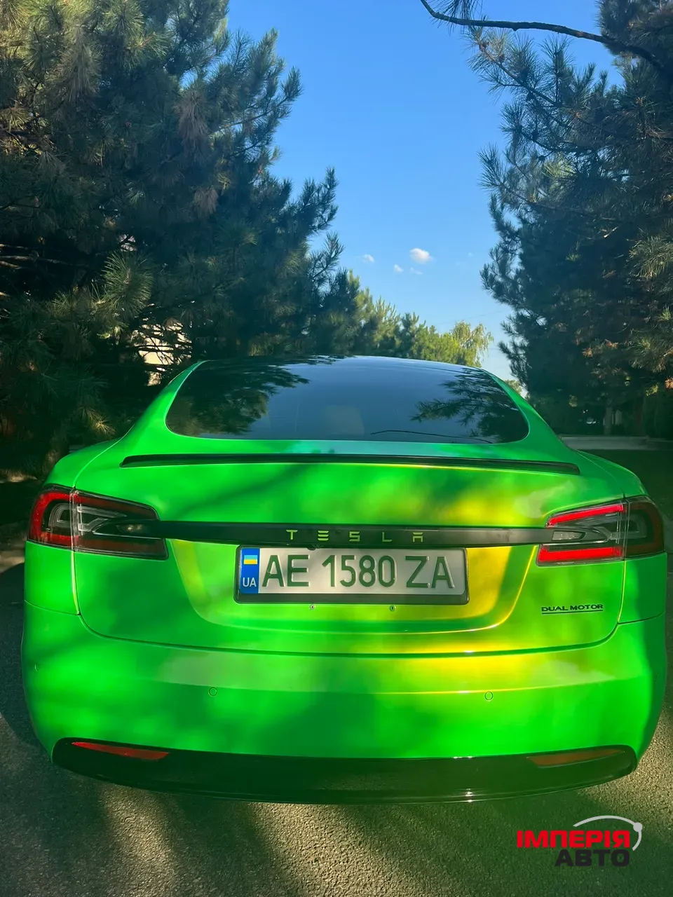 Tesla Model S - фото 5