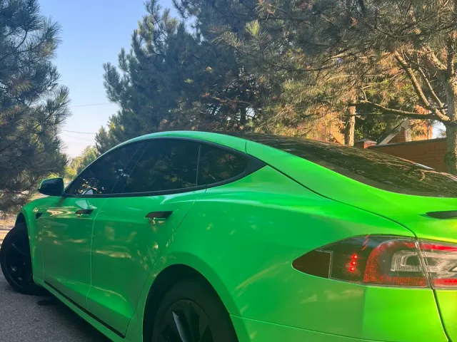 Tesla Model S - фото 5