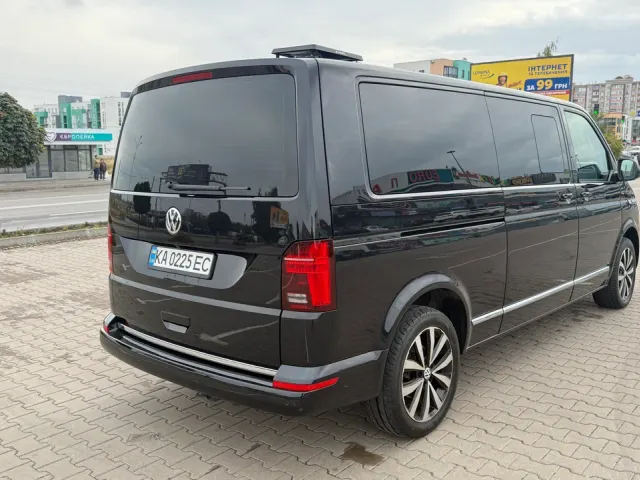 Volkswagen Multivan - фото 4