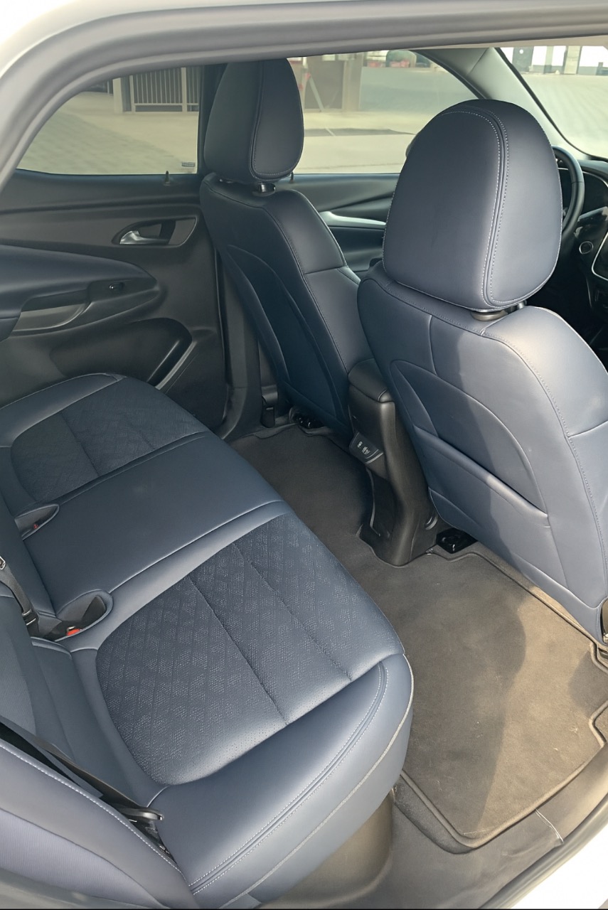 Chevrolet Bolt EUV - фото 10